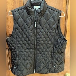 Women’s large light weight puffer vest Talbots large dark brown